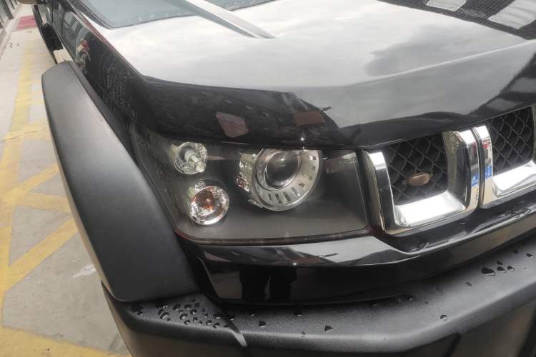 Used BAIC Off-Road BJ40 2016 40L 2.3T Automatic All-Wheel Drive Premium Edition Right Front Headlight