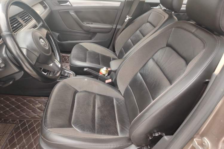 Used Volkswagen Bora 2014 1.6L Automatic Fashion Model Left Front Seat