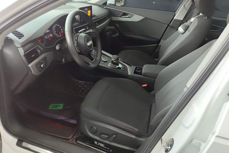 Used Audi A4L 2019 40 TFSI Ambition China VI