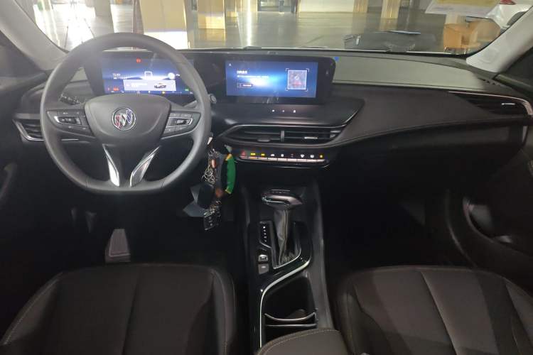Used Buick Verano 2023 Pro Enjoyment Edition Center Console