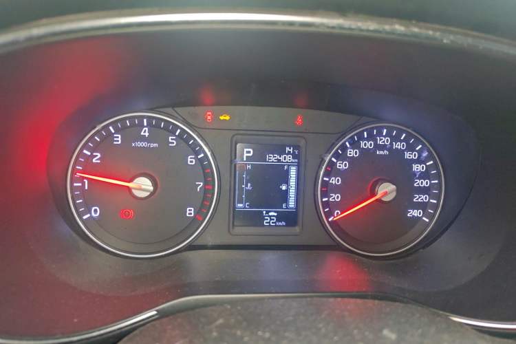 Used Kia KX3 2015 1.6L Automatic Two-Wheel Drive DLX Odometer Close Up