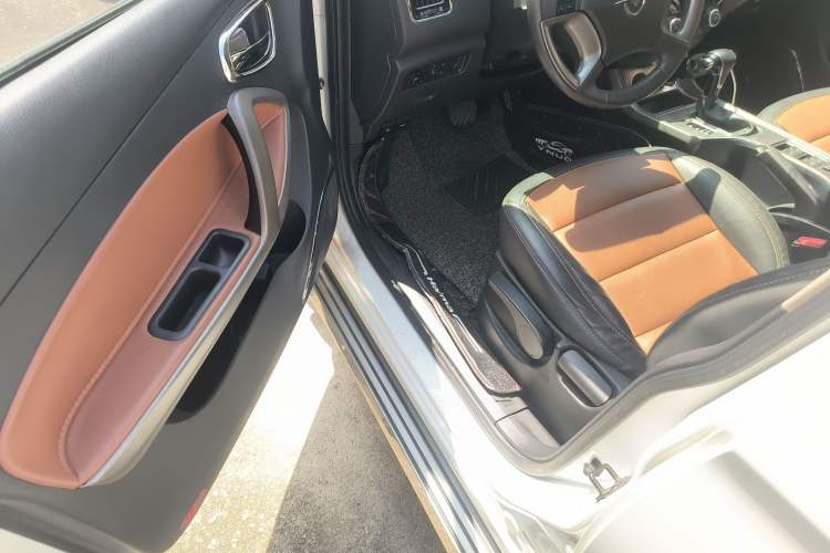 Used Haima S5 2016 1.5T CVT Enjoyment Edition Driver Seat