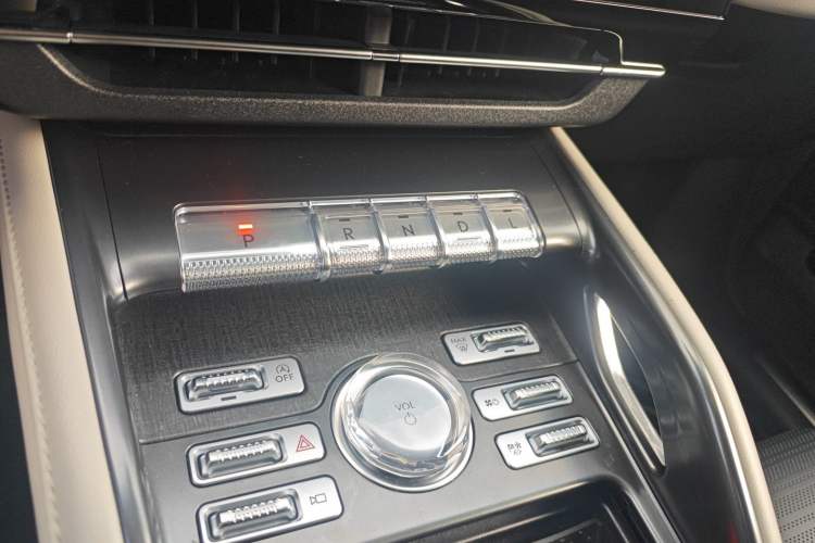 Used Lincoln Nautilus 2025 2.0T All-Wheel-Drive Zunrui Edition