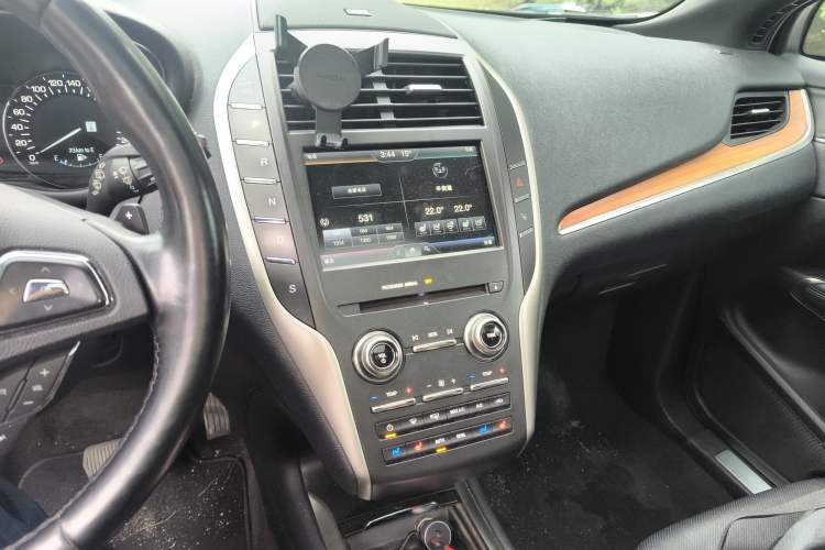 Used Lincoln MKC 2014 2.0T Four-Wheel Drive Prestige Edition
