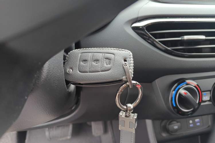 Used Hyundai Celesta 2018 1.6L Automatic GL Enjoyment Edition China VI compliant