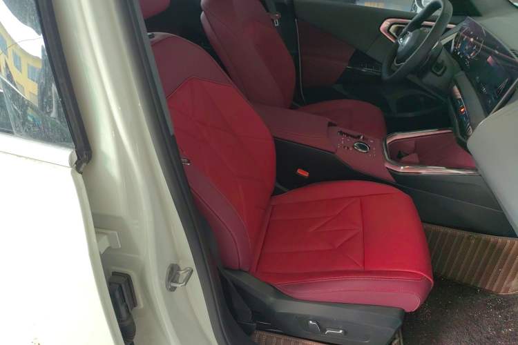 Used BMW X3 2025 Model, Facelifted xDrive25L Luxury Package