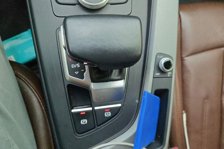 Used Audi A4L 2018 30th Anniversary Edition 40 TFSI Trendy Model
