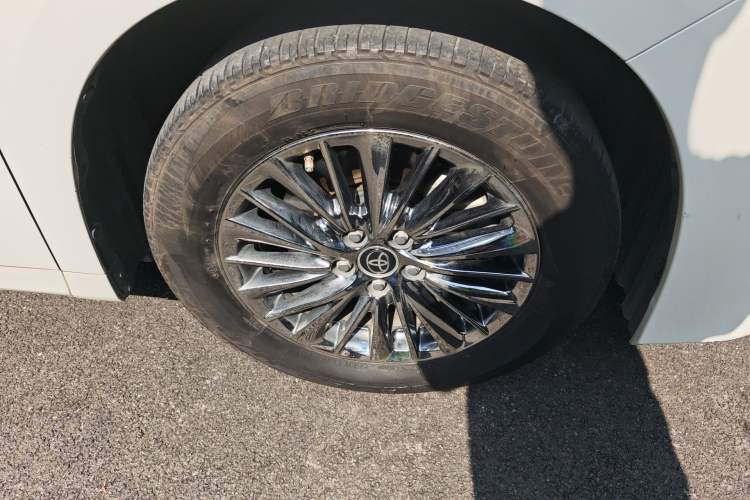 Used Toyota Alphard 2021 Dual-Engine 2.5L Luxury Edition