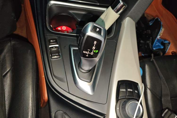 Used BMW 3 Series GT 2014 320i Leading Model Gear Lever