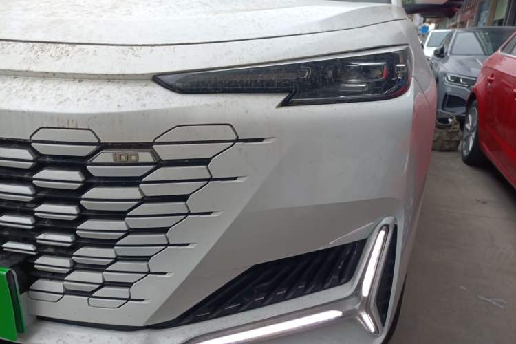 Used Changan UNI-K iDD 2024 ZhiDian iDD 1.5T 135km Smart Leading Model