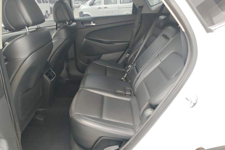 Used Hyundai Tucson 2015 1.6T Dual-Clutch Two-Wheel-Drive Smart Model