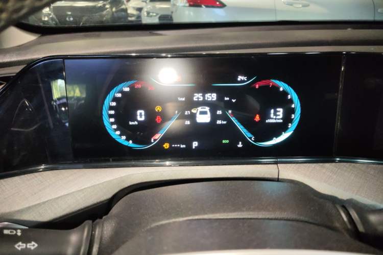 Used CHANGAN Eado 2024 PLUS Blue Whale NE 1.4T GDI DCT High-Energy Edition Instrument Cluster