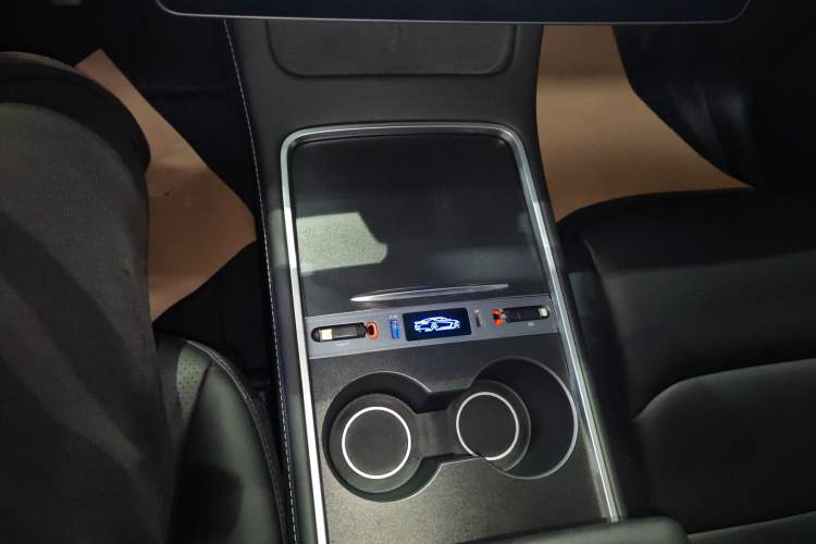 Used Tesla Model Y 2024 Rear-Wheel-Drive Version