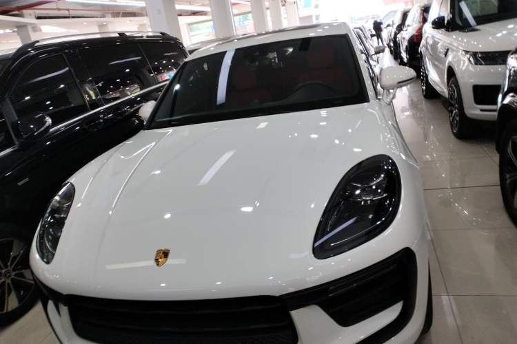 Used Porsche Macan 2024 Macan 2.0T