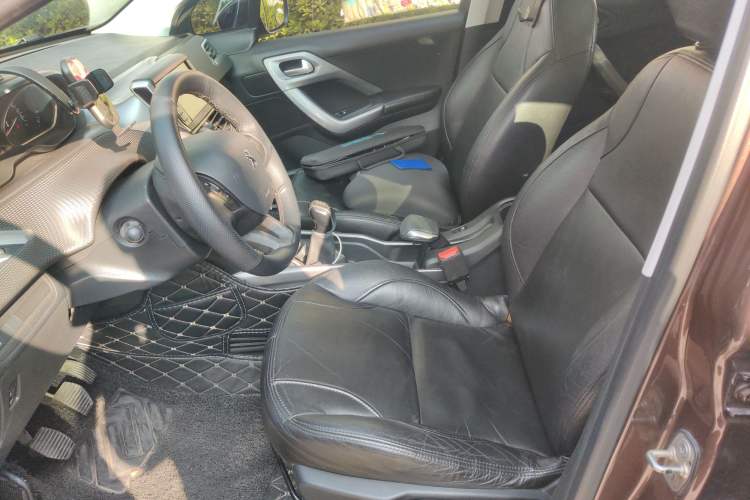 Used Peugeot 2008 2014 1.6L Manual Fashion Edition