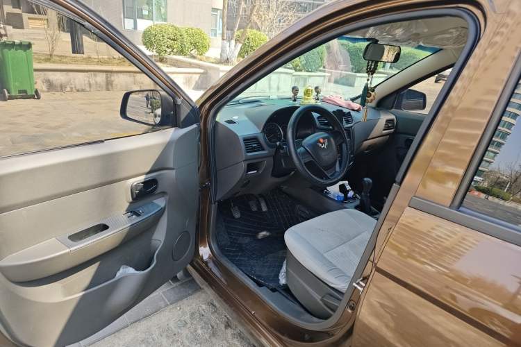 Used Wuling Hongguang 2020 1.2L S Base Model China VI LSI