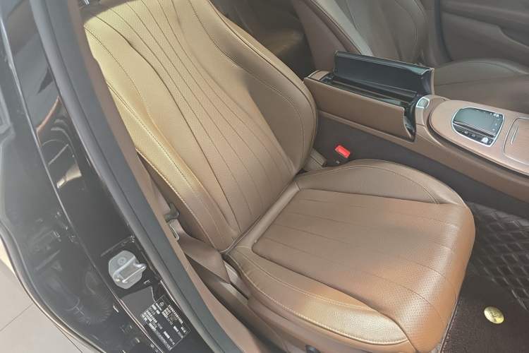 Used Mercedes-Benz E-Class 2023 Updated E 300 L Luxury Edition