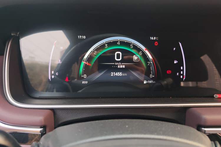 Used GAC Trumpchi M6 2023 PRO 270T DCT Luxury Edition Odometer Close Up