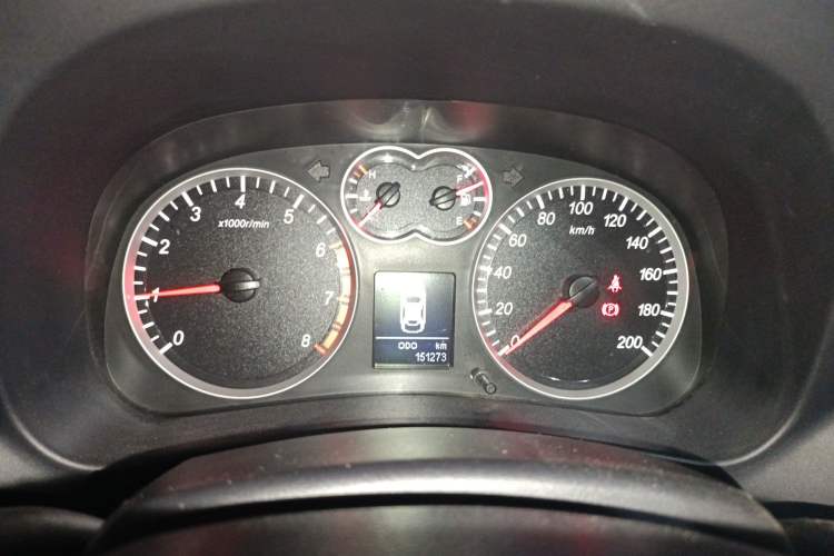 Used Haval H5 Classic 2013 Zhizun Edition 2.0T Manual 4x4 Prestige Model