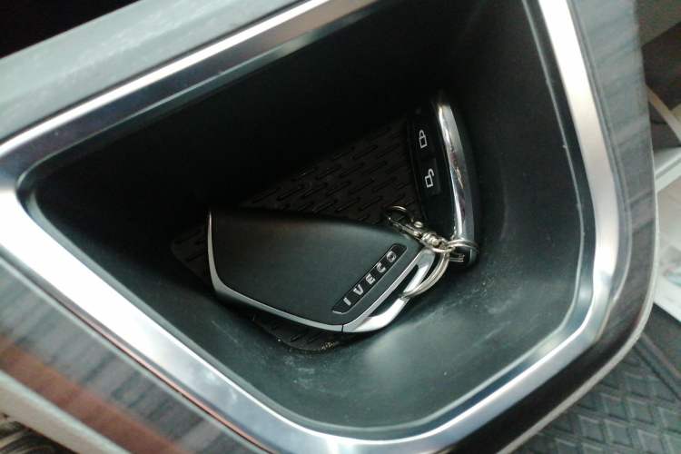 Used Iveco Fidato 2025 B30 Passenger Bus 2.0T 110 kW Automatic – Starlight Edition