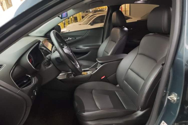 Used Chevrolet Malibu XL 2019 Redline 550T Automatic Sport Edition Left Front Seat
