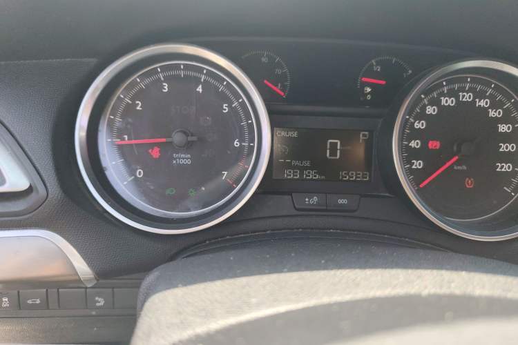 Used Peugeot 408 2015 1.2T Automatic Luxury Edition