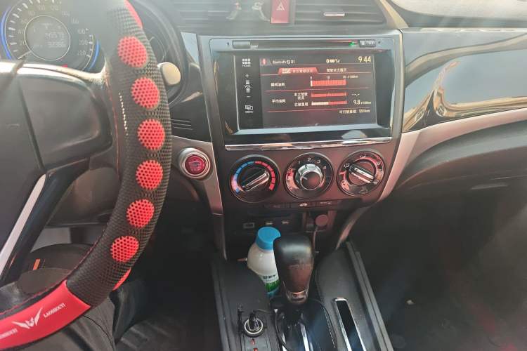 Used Honda Crider 2013 1.8L automatic luxury edition
