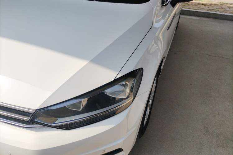 Used Volkswagen Touran 2018 Volkswagen Touran L 280TSI DSG Comfort Edition 7 Seats China VI Standard Left Front Headlight