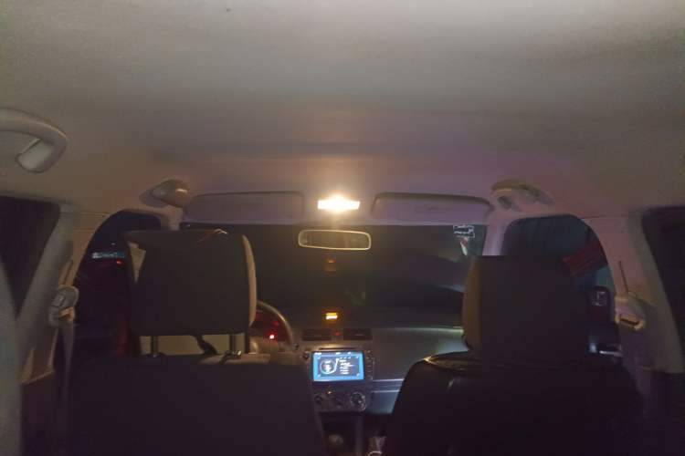 Used Suzuki Swift 2011 1.5L Manual Fashion Edition Headliner