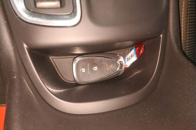 Used Chevrolet Equinox 2019 535T Automatic Lingjie Edition China V Standard Vehicle Key