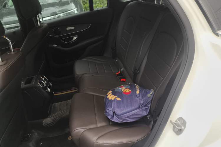 Used Mercedes-Benz GLC 2021 GLC 260 L 4MATIC Luxury Model Left Rear Seat