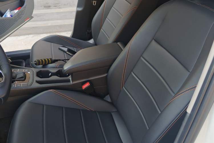 Used Volkswagen Bora 2023 200TSI DSG SmartDrive PRO Edition Left Front Seat