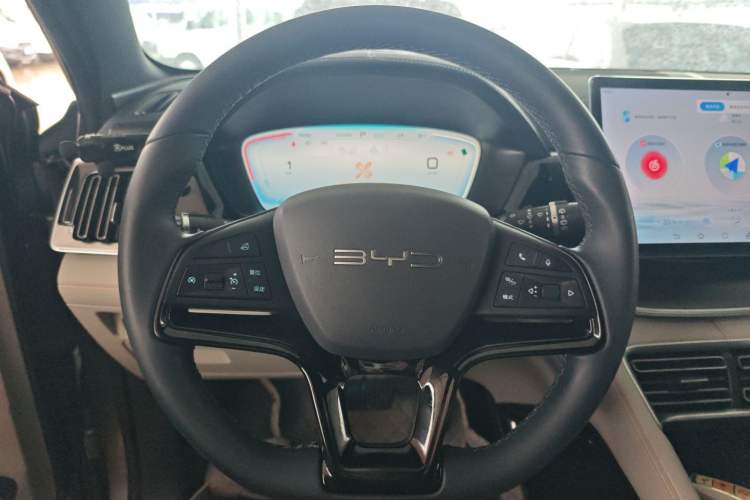 Used BYD Song PLUS New Energy 2024 Honor Edition EV 520km Premium Model
