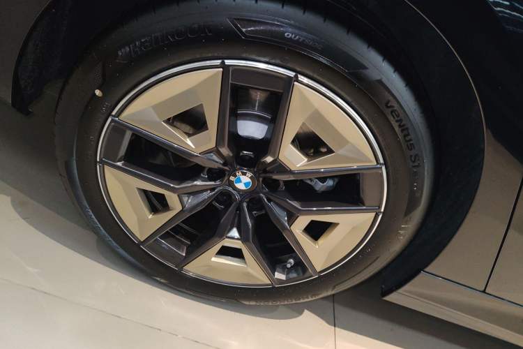 Used BMW 5 Series 2025 525Li M Sport Package
