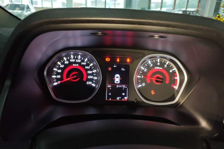 Used Soueast DX3 2018 1.5L Manual Luxury Model
