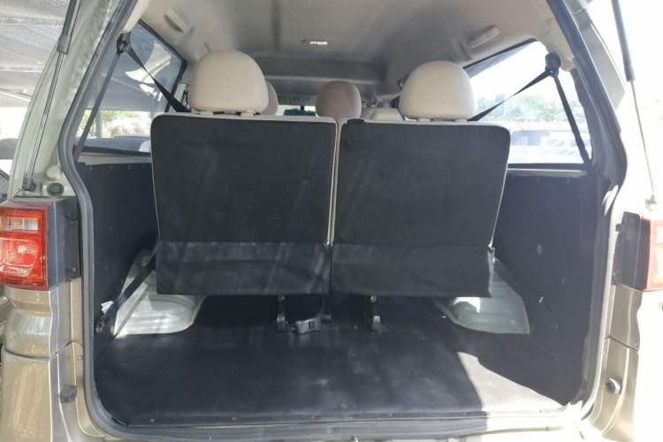 Used FORTHING Lingzhi 2022 M5L 2.0L Utility Model 7 Seats