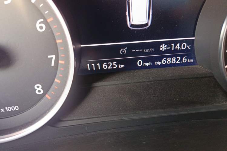 Used Volkswagen Touareg 2011 3.0 TSI Comfort Version