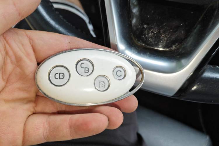 Used BYD Song MAX 2017 1.5T Automatic Smart Connect Elite 7-Seater
