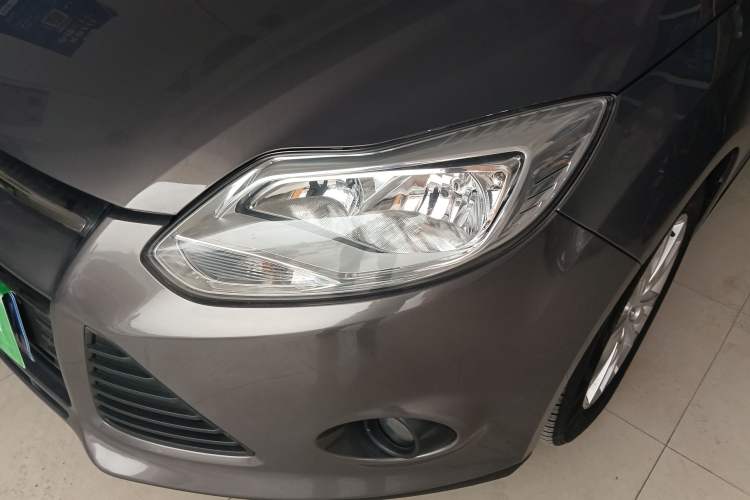 Used Ford Focus 2012 Sedan 1.6L Automatic Comfort Model