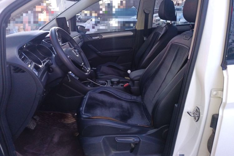 Used Volkswagen Touran 2021 Touran L 280TSI DSG Comfort Edition 7 Seats Left Front Seat