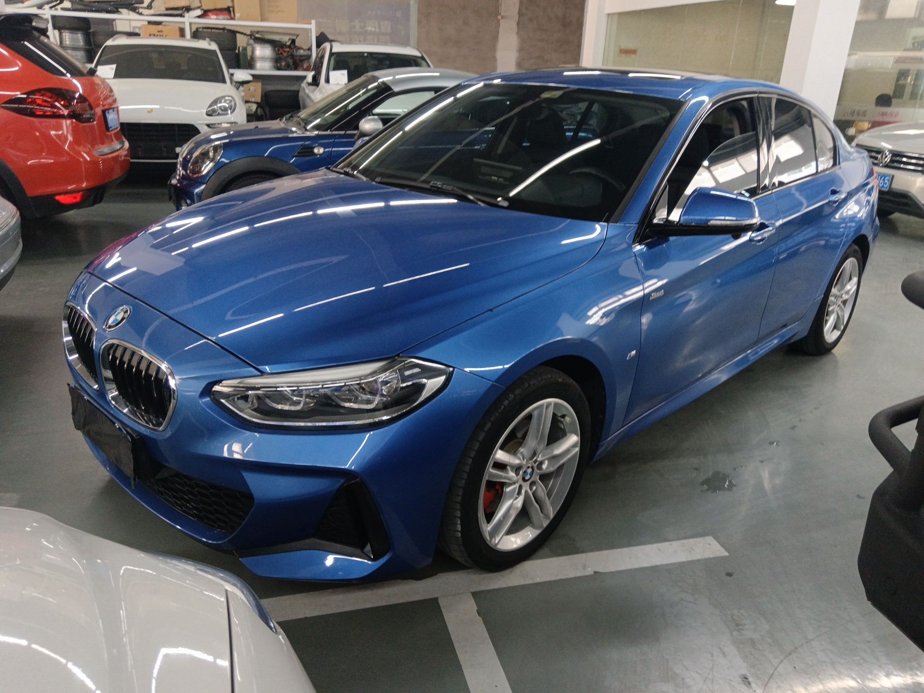 Parte inferior delantera