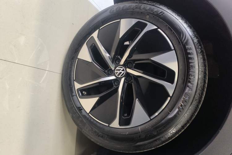 Used Volkswagen ID.4 CROZZ 2026 Model Pure Enjoyment Edition PURE