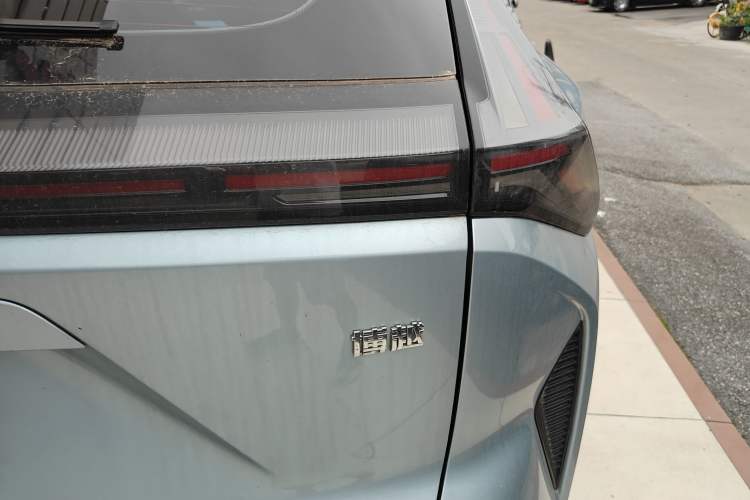 Used Geely Auto Emgrand X7 Sport 2023 Boyue COOL 1.5TD ZhiZun Edition Right Rear Taillight