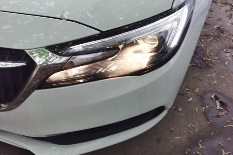 Used Buick GL6 2018 18T 6-Seater Elite Model
