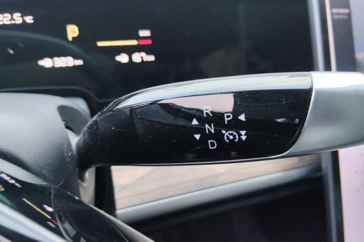 Used NETA S 2022 Extended-Range Version 1160 km Range Rear-Wheel Drive Mid-Grade