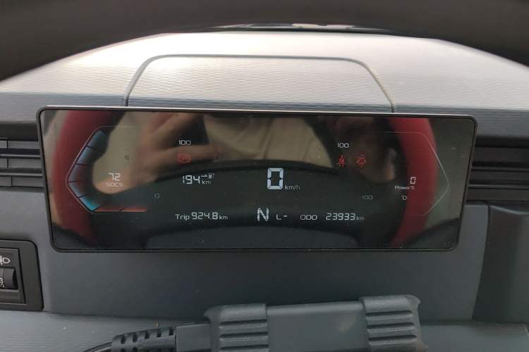 Used Farizon Xingxiang V 2024 Star Enjoy V6E Feature Edition with CATL 41.86 kWh Instrument Cluster