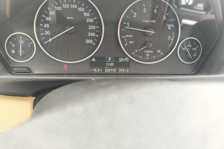 Used BMW 3 Series 2013 320Li Fashion Model
