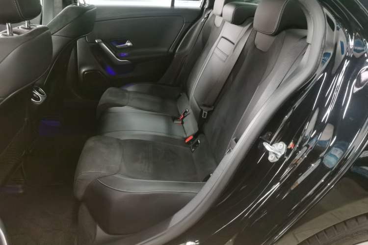 Used Mercedes-Benz A-Class 2022 Revised Version A 200 L Sport Sedan Fashionable Style