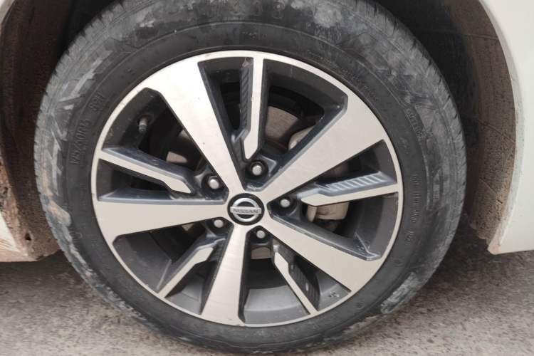 Used Nissan Lannia 2016 1.6L CVT Cool Edition