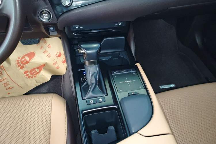 Used Lexus ES 2020 260 Excellence Edition